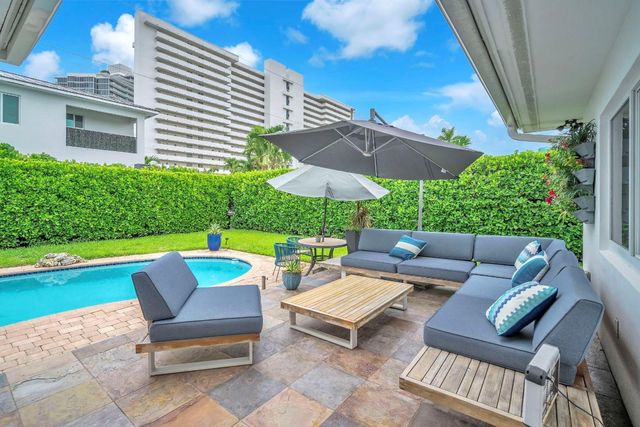 2212 NE 32nd Avenue, Fort Lauderdale, FL 33305