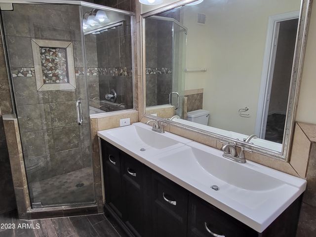 7410 W CHOLLA Street, Peoria, AZ 85345