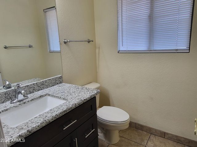 7410 W CHOLLA Street, Peoria, AZ 85345