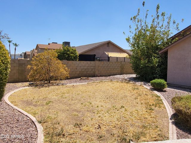 7410 W CHOLLA Street, Peoria, AZ 85345