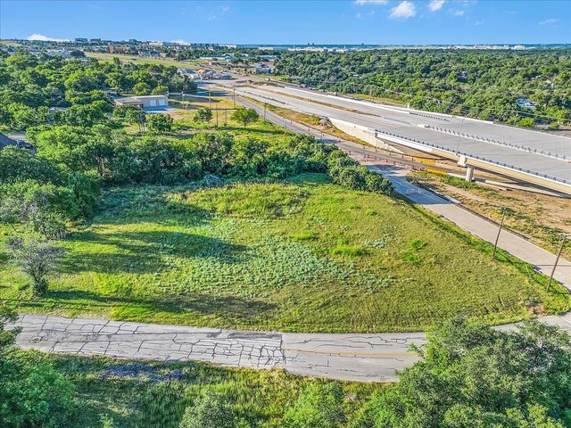 7037 Greenbriar Crescent Street, Lake Worth, TX 76135