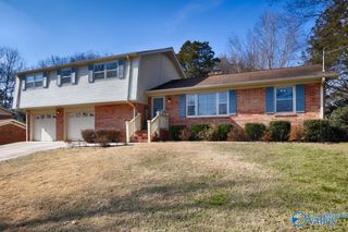 1905 Capri Drive NE, Huntsville, AL 35811