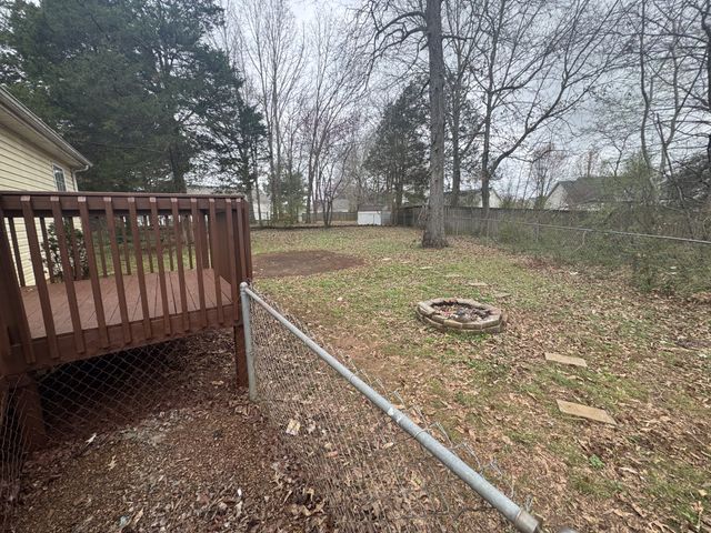 1720 Westerwald Dr, Murfreesboro, TN 37127