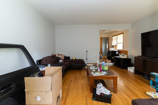 2417 Cole Avenue SE, Minneapolis, MN 55414