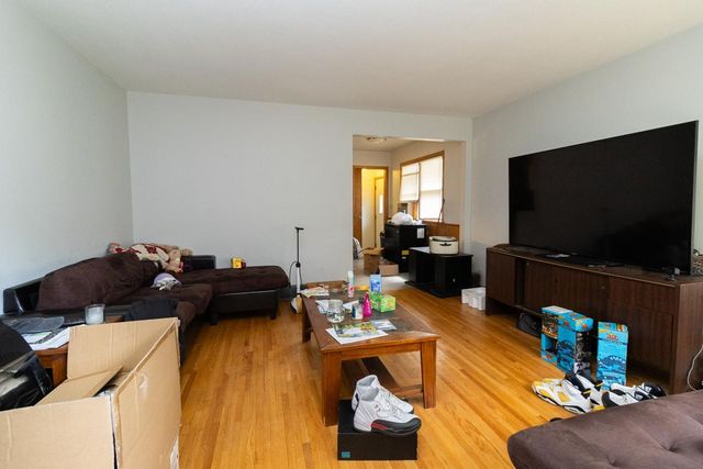2417 Cole Avenue SE, Minneapolis, MN 55414