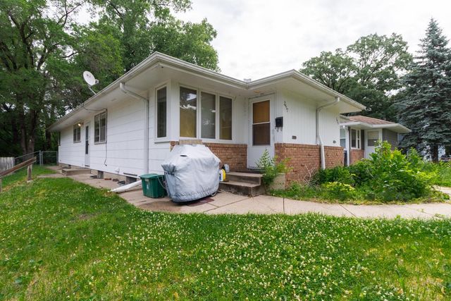 2417 Cole Avenue SE, Minneapolis, MN 55414