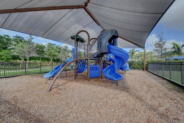 8059 Cactus Quartz Circle, Delray Beach, FL 33446