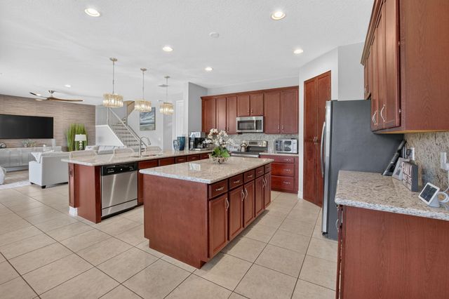 8059 Cactus Quartz Circle, Delray Beach, FL 33446