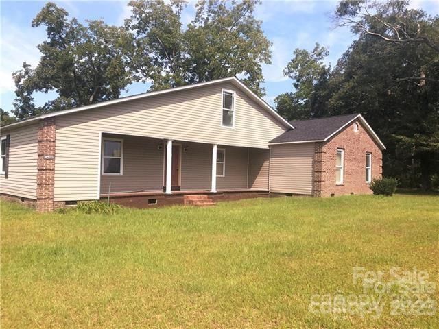 310 East Street, Heath Springs, SC 29058