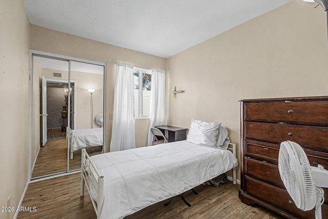 7775 W GLENN Drive, Glendale, AZ 85303