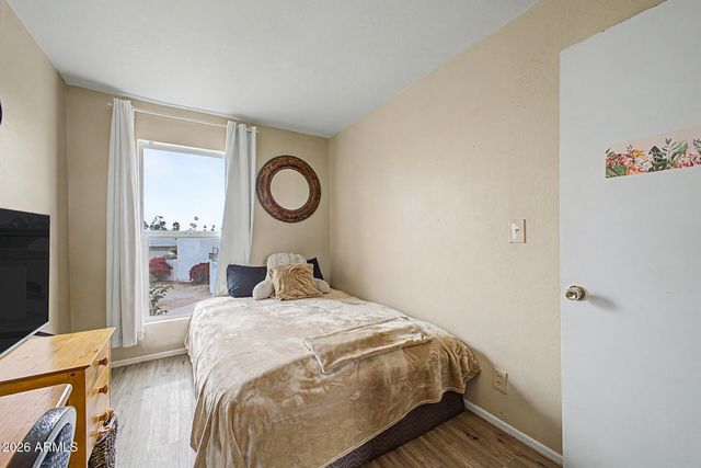7775 W GLENN Drive, Glendale, AZ 85303