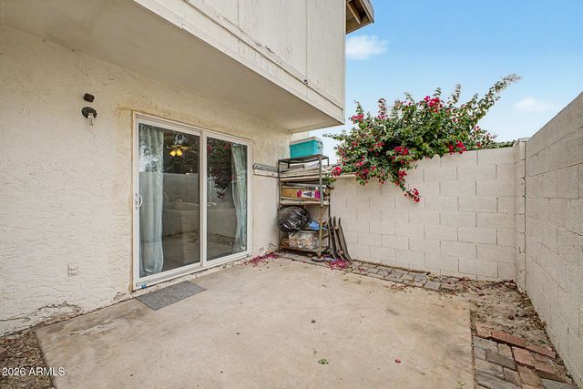 7775 W GLENN Drive, Glendale, AZ 85303
