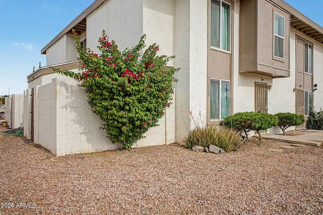 7775 W GLENN Drive, Glendale, AZ 85303