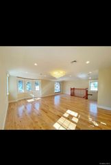 11485 177th Place Floor 2, Addisleigh Park, NY 11434