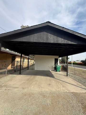 389 S Cornell Street, Porterville, CA 93257
