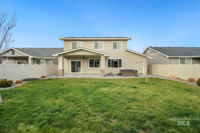 5771 W Daphne Dr, Meridian, ID 83646