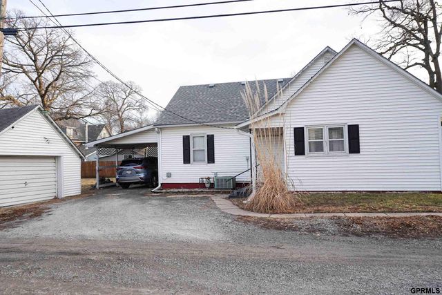 312 S 11 Street, Wymore, NE 68466