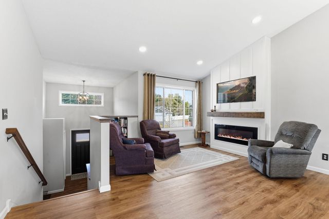 25921 24th Street W, Zimmerman, MN 55398