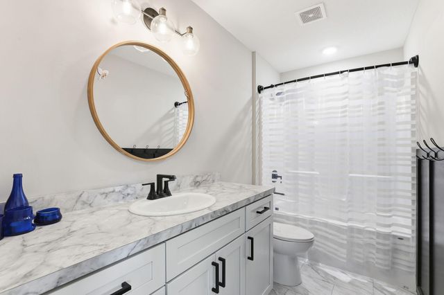 25921 24th Street W, Zimmerman, MN 55398