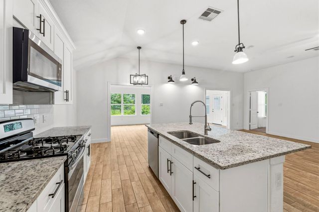 20878 White Oak Lane, Montgomery, TX 77316