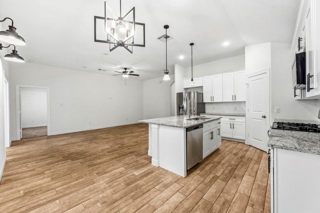 20878 White Oak Lane, Montgomery, TX 77316