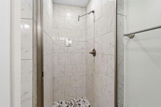 20878 White Oak Lane, Montgomery, TX 77316