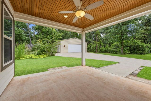 20878 White Oak Lane, Montgomery, TX 77316