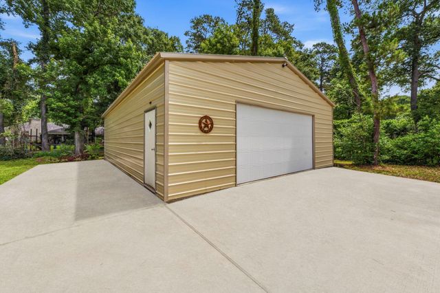 20878 White Oak Lane, Montgomery, TX 77316