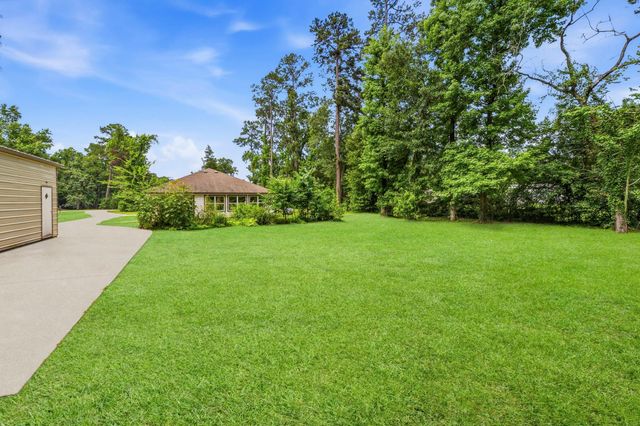 20878 White Oak Lane, Montgomery, TX 77316