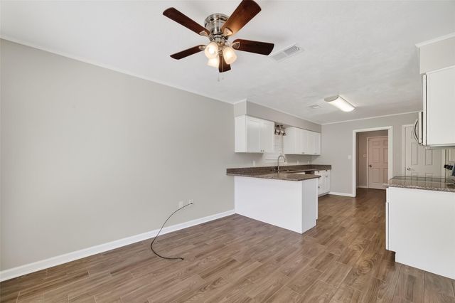 3705 Winter Haven Drive, Baytown, TX 77521