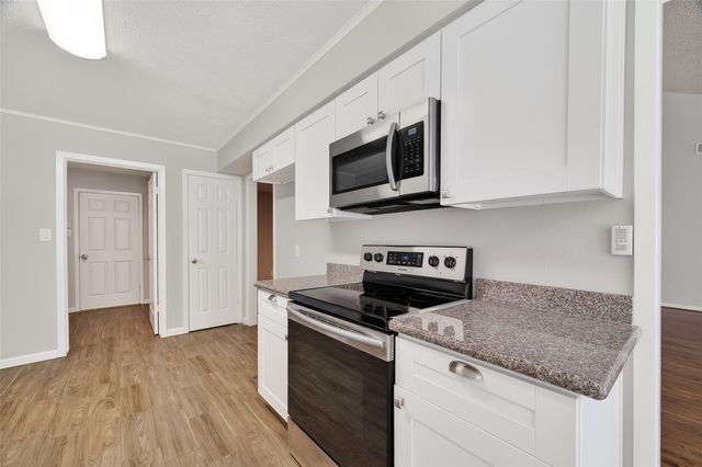 3705 Winter Haven Drive, Baytown, TX 77521