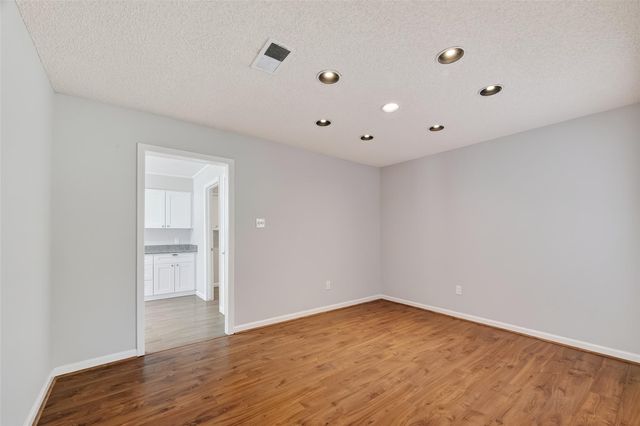 3705 Winter Haven Drive, Baytown, TX 77521