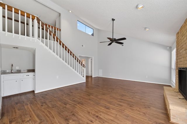 3705 Winter Haven Drive, Baytown, TX 77521