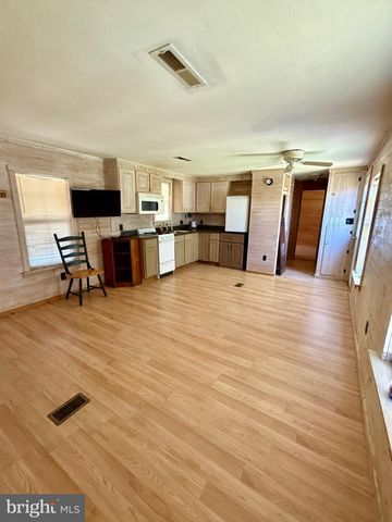 49 NORTH AVE, Smyrna, DE 19977