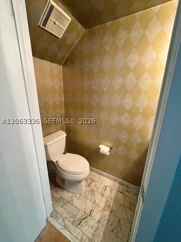 10005 SW 77th Ct, Miami, FL 33156