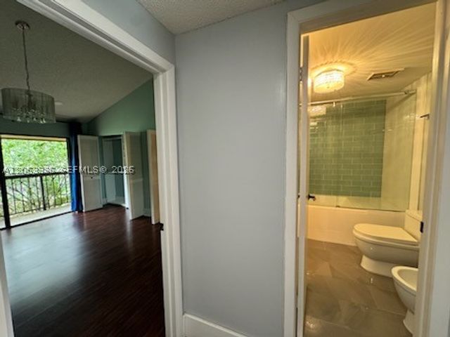10005 SW 77th Ct, Miami, FL 33156