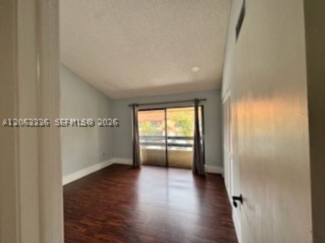 10005 SW 77th Ct, Miami, FL 33156
