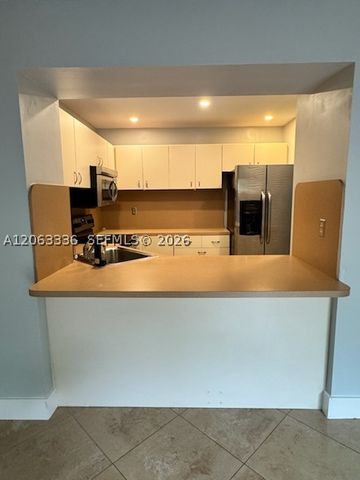 10005 SW 77th Ct, Miami, FL 33156
