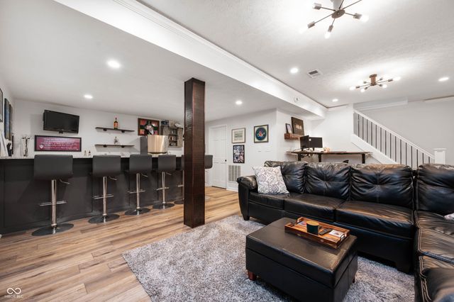 10848 Courageous Drive, Indianapolis, IN 46236