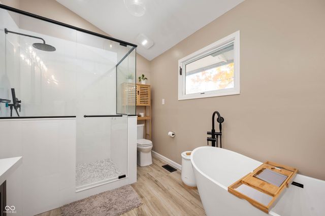 10848 Courageous Drive, Indianapolis, IN 46236