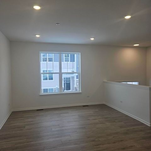 233 Settlers Place, West Dundee, IL 60118