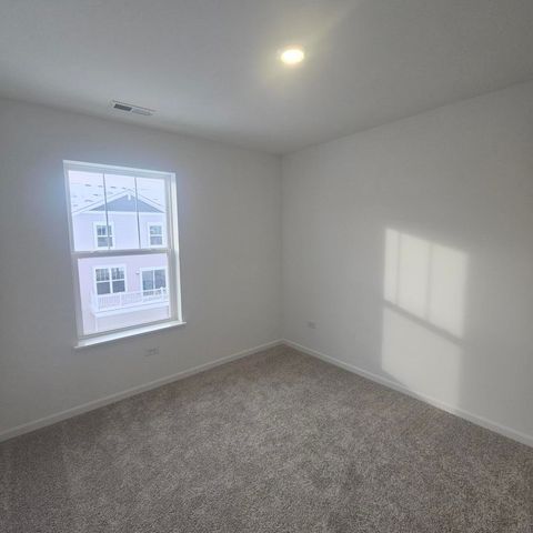 233 Settlers Place, West Dundee, IL 60118