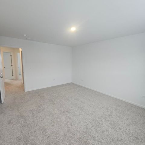 233 Settlers Place, West Dundee, IL 60118