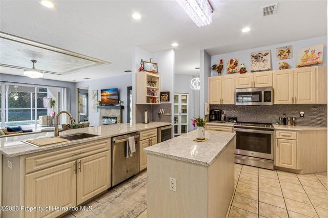 5466 LEGEND HILLS LANE, Spring Hill, FL 34609