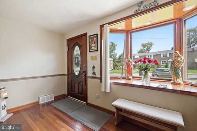 1118 TREMONT DR, Glenolden, PA 19036