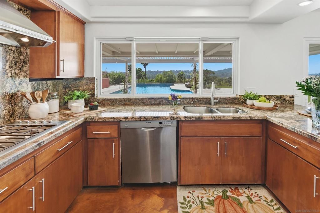 17233 Cloudcroft Drive, Poway, CA 92064 — photo 3