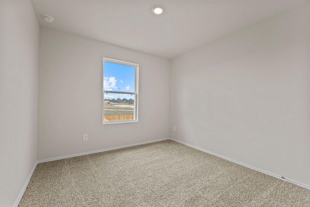 140 Langston DR, Maxwell, TX 78640