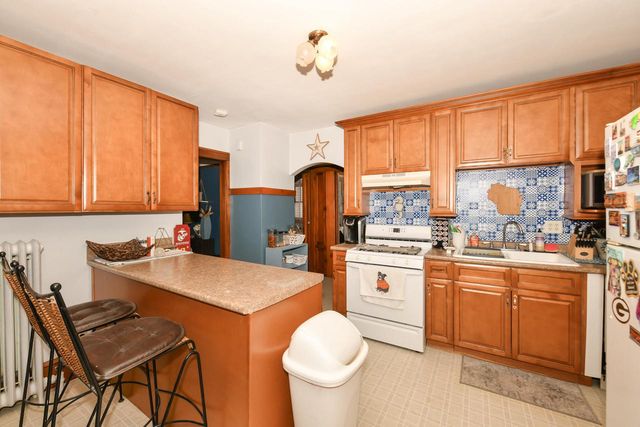 1816 S 59th STREET, West Allis, WI 53214