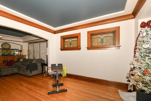 1816 S 59th STREET, West Allis, WI 53214