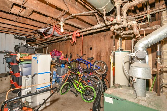 1816 S 59th STREET, West Allis, WI 53214